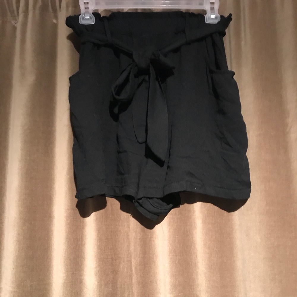 American Eagle paper bag shorts